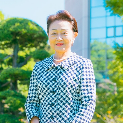 竹内 アンナ 特任教授