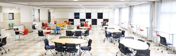 学生ラウンジ 2号館1階 写真